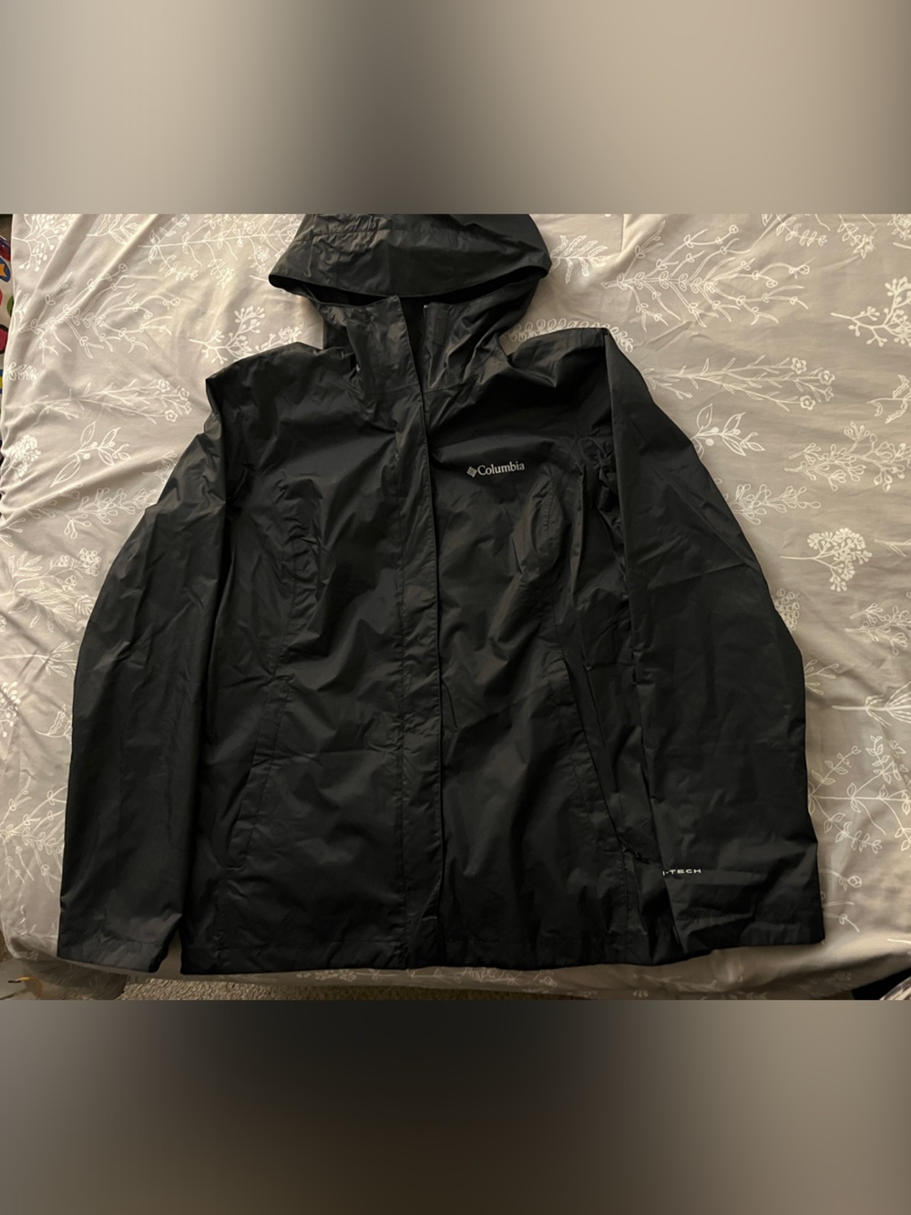 Columbia Black Hooded Women's Rain Jacket